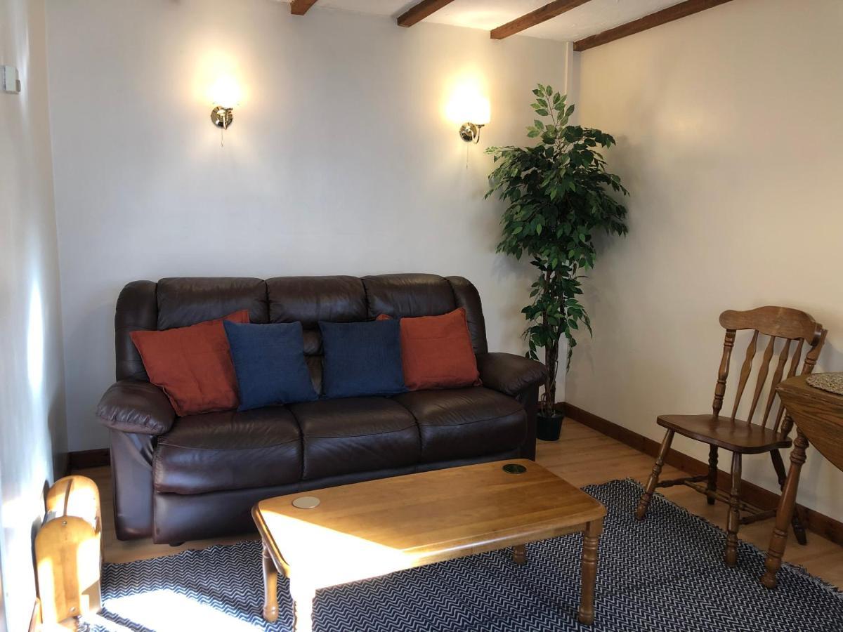 Deanwood Holiday Cottages Yorkley 外观 照片
