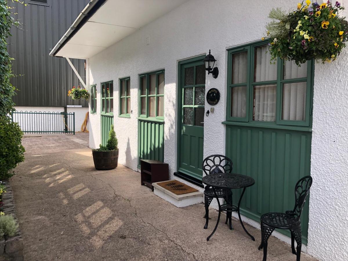 Deanwood Holiday Cottages Yorkley 外观 照片
