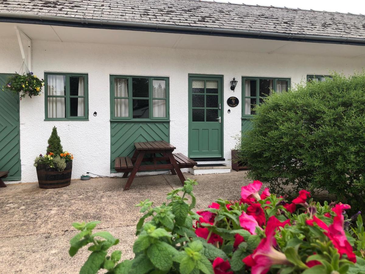 Deanwood Holiday Cottages Yorkley 外观 照片