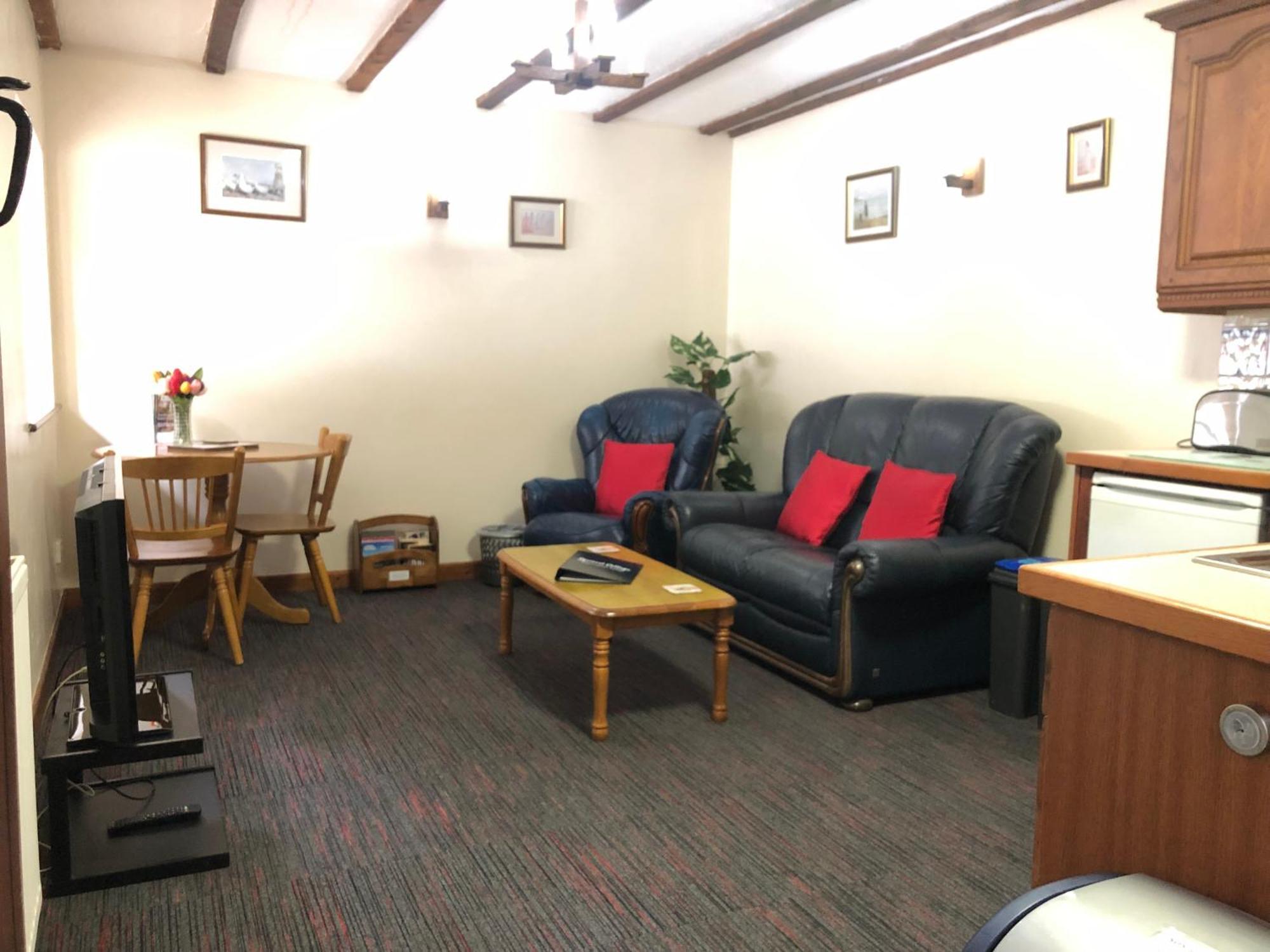 Deanwood Holiday Cottages Yorkley 外观 照片